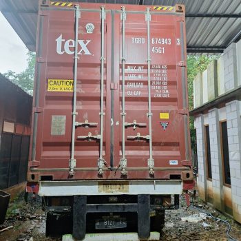 Loading Container-12